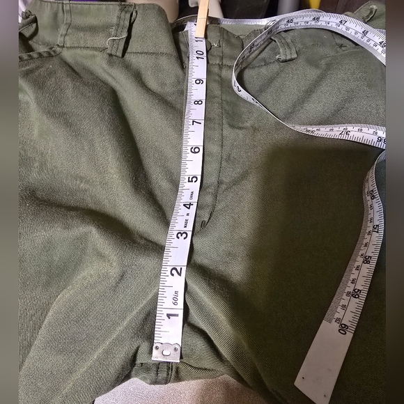 Elevate Your Gorpcore Wardrobe with Stylish Women's Drawstring Hem Cargo Pants - Picture 6 of 6